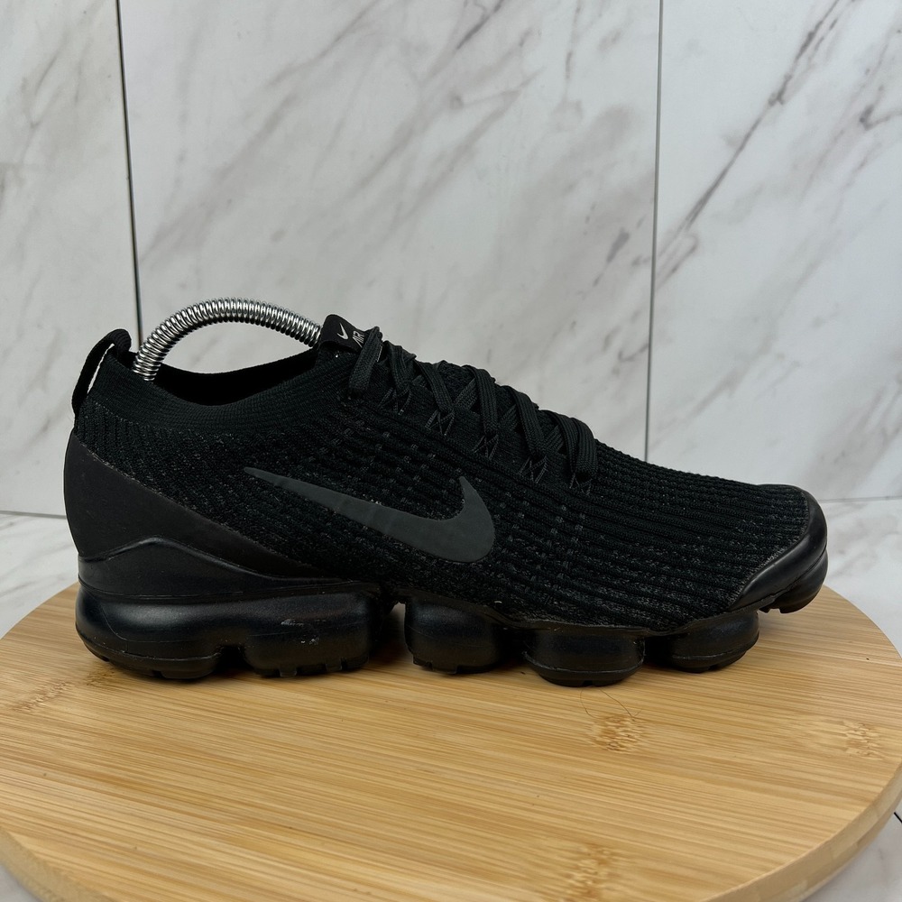 Nike Air Vapormax Flyknit 3 Mens Size 10.5 Triple Black Running Shoes AJ6900-004